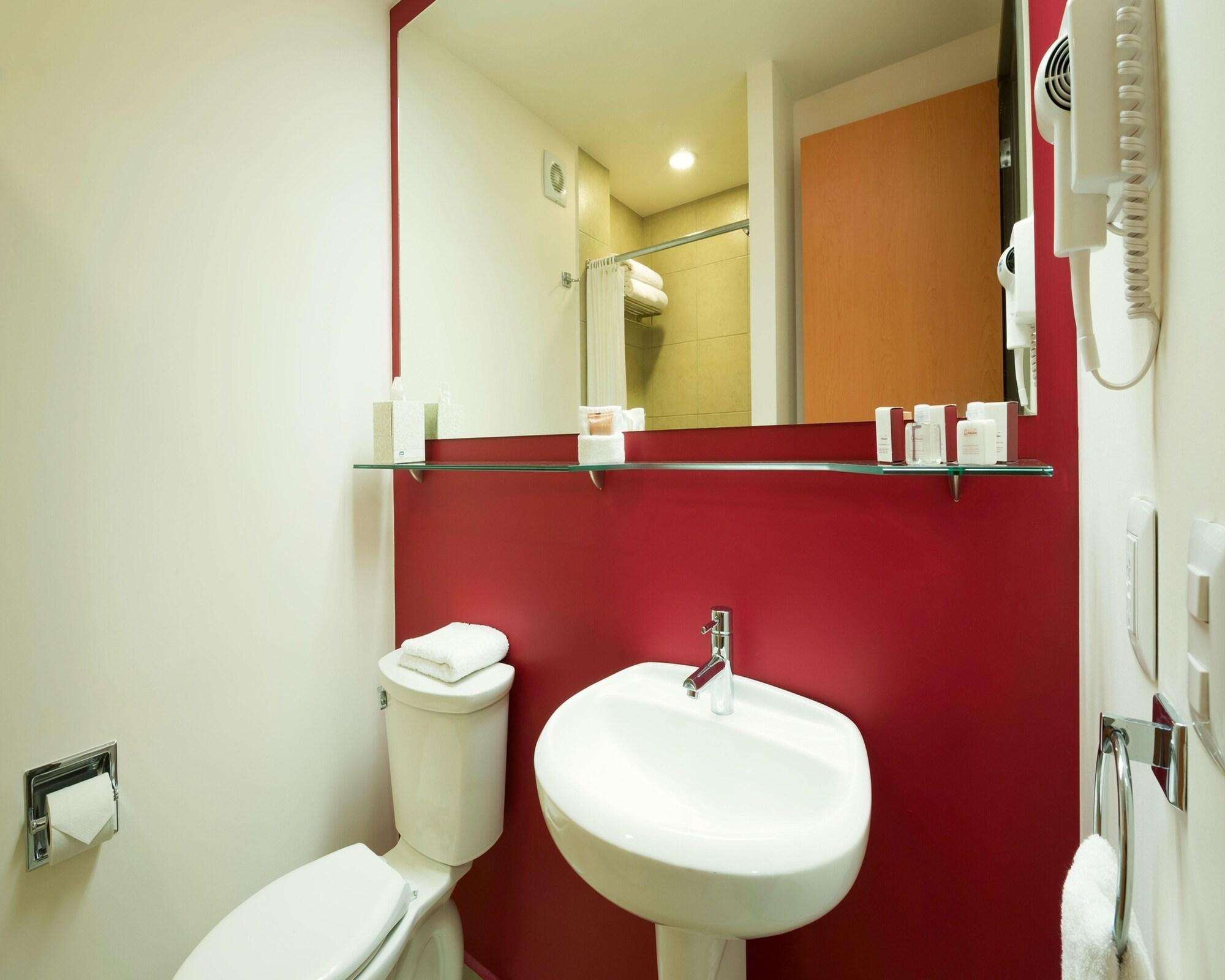 Mision Express Queretaro Otel Dış mekan fotoğraf