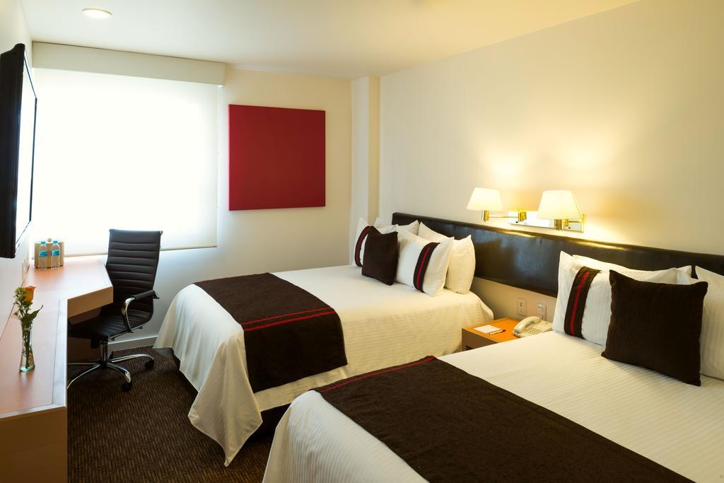 Mision Express Queretaro Otel Oda fotoğraf