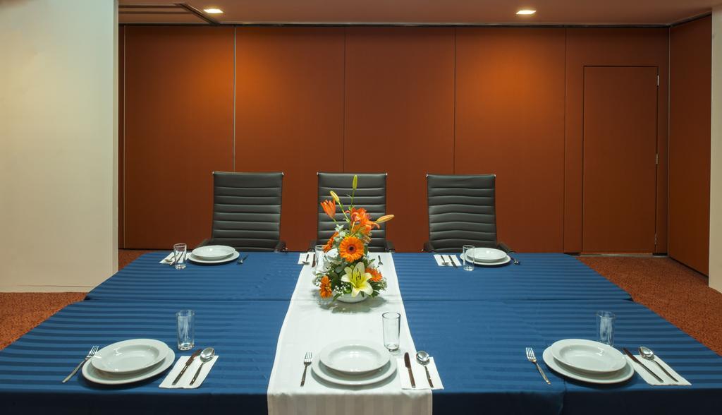 Mision Express Queretaro Otel Dış mekan fotoğraf