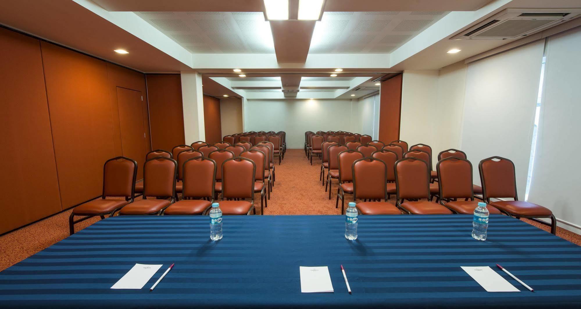 Mision Express Queretaro Otel Dış mekan fotoğraf