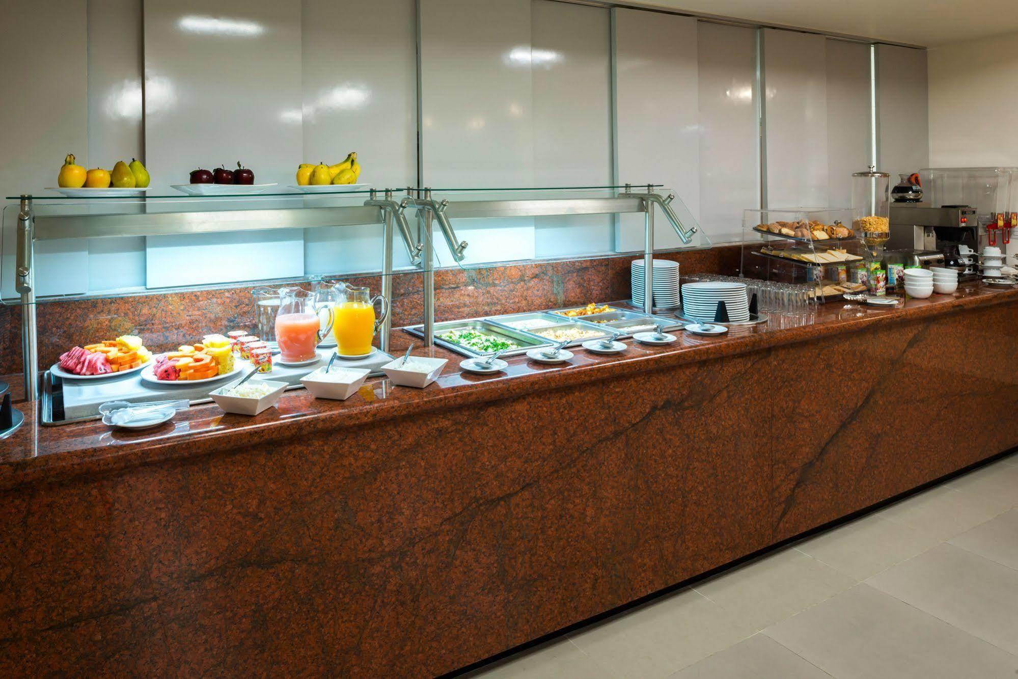Mision Express Queretaro Otel Dış mekan fotoğraf