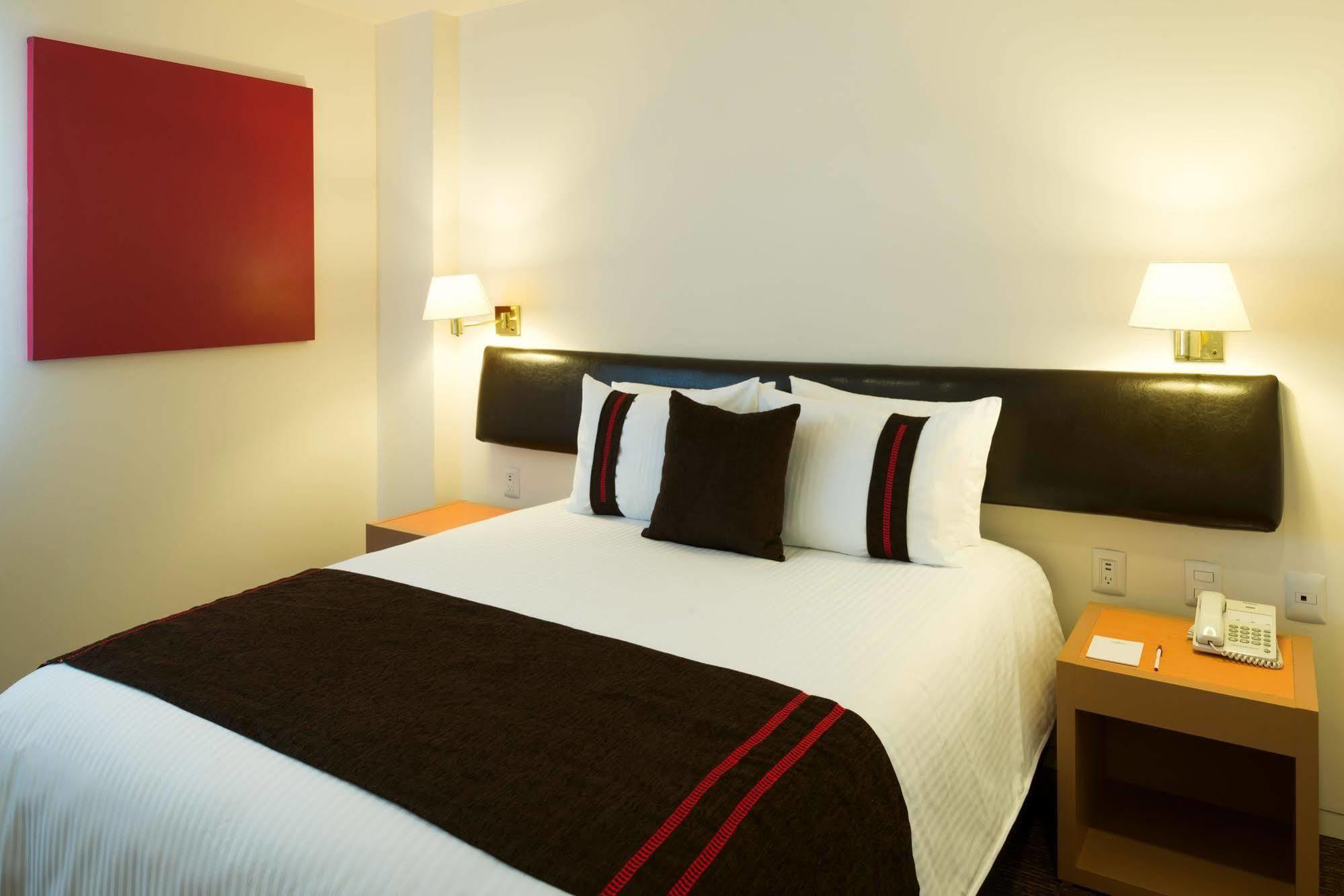 Mision Express Queretaro Otel Dış mekan fotoğraf
